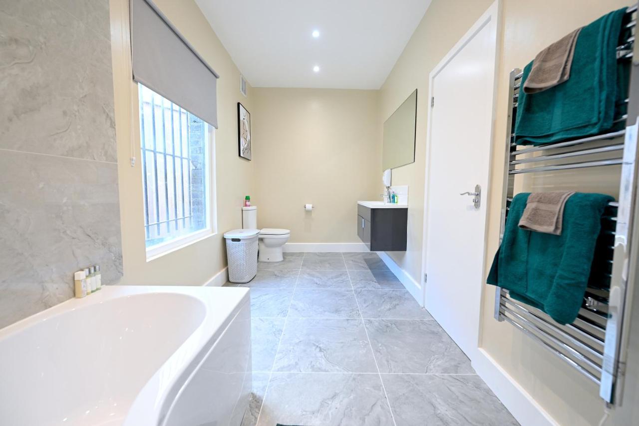 Fabulous Duplex Apartment In Dalston Junction Londra Esterno foto
