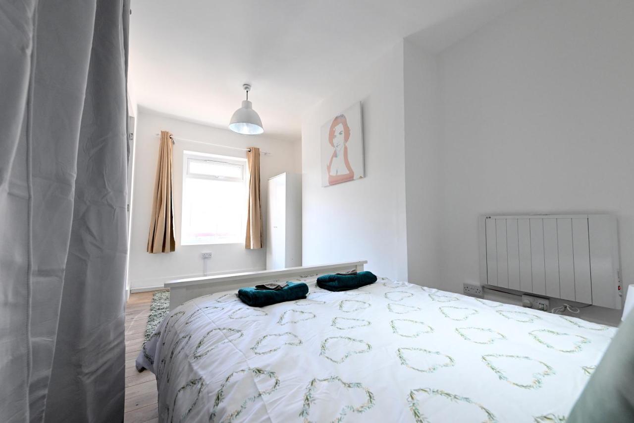 Fabulous Duplex Apartment In Dalston Junction Londra Esterno foto